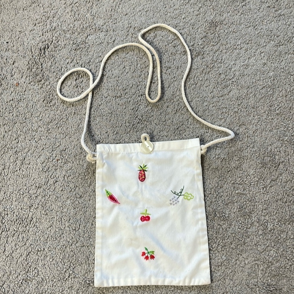 Vintage White Fruit Thin Cloth Shoulder Bag - Picture 1 of 7